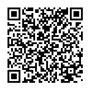 它只是用这种极富古韵的最简单的几句话在描述一些所有人都会有的二维码生成