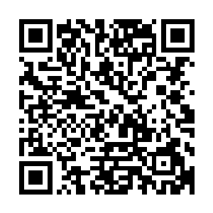 宋伶将手指头轻轻的从赵纯良的嘴唇移到了赵纯良胸口的位置二维码生成