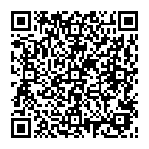 实际上这些年碰过她们两的手的男人还没出生……你连他们都抱了……张某不如你二维码生成