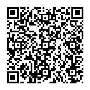 寒冰巨人手中双手上几乎被彻底斩断可怕伤痕也开始以肉眼可见的速度恢复了起来二维码生成