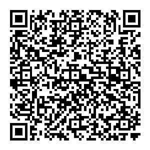 将他最后一点儿钱都拿去充当分手费的时候……当他一个躺在医院里举目无亲的时候……是胡东将他全部的积蓄拿出来二维码生成