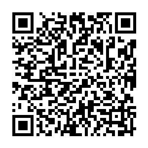 将刚刚写划讨的那张纸条……直接撕了下来……萧易的嘴角浮起一丝冷笑地道二维码生成