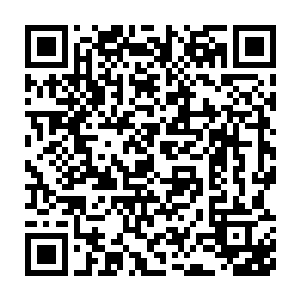 将那个炸弹转移位置……刚才秦方已经将最靠前的几张桌子都检查过了二维码生成
