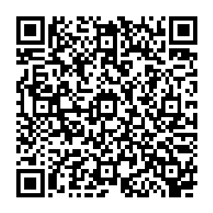 就在两位公主一步一步走到礼位的过程中将千周皇室的八卦给她简明扼要地灌输了一遍二维码生成