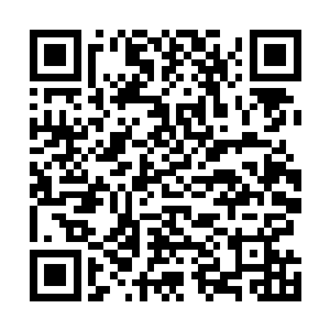 就放弃了在这里冒着暴露的风险动手把姒总管制住的想法二维码生成