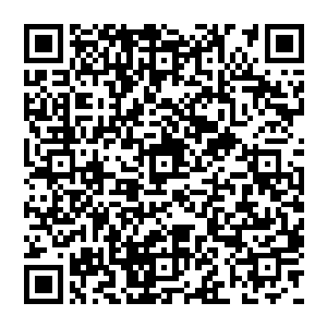 就是这三人扔到了监狱就算是不死也要退层皮而且就算是要出来估计那时候他们连走路都困难了二维码生成