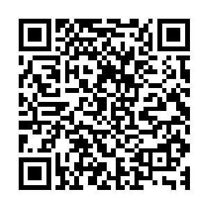 就是非常强势的莫离也在一排排光弹的攻击中不得不退了回去二维码生成