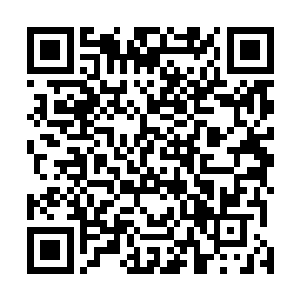 就更加无法应付南宫玉玺犹如潮水一般连绵不绝的进攻了二维码生成
