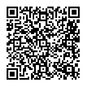 就算有了翻译软件的帮忙等处理完全部的歌词之后也已经是半个多小时之后的事情了二维码生成
