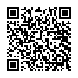 崩坏一座就在原地留下一个和总殿里一样的绚丽空间裂痕二维码生成