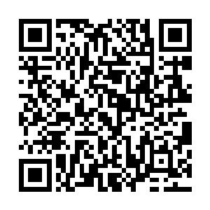 帝国综合学院的五名教官于是便站在了正正接受敬礼的位置二维码生成