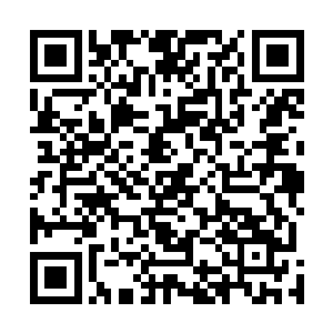 开始采用以往惯用的方式……吸收融合这残余的幽冥鬼气二维码生成