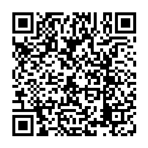 张铁一把把自己委积将军的印信和遥感通讯戒指等一堆东西丢在了桌子上二维码生成
