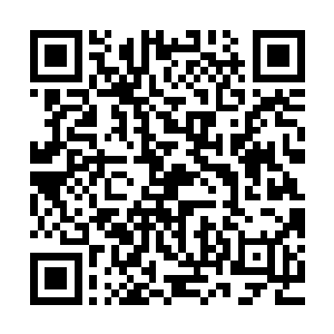 张铁也没有办法把七吨粮食和别人脚底下的一双皮鞋联系在一起二维码生成