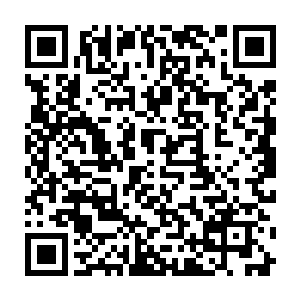 当他找人特别打造并且投入使用三年举办过上百场比赛的擂台倒塌破碎的时候二维码生成