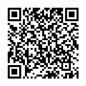当他的视线再次落在青龙莫轻敌手里提着的那把长枪时二维码生成