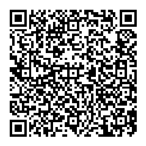 怪蜀黍 看到沒有 咱们房间那个公爵 可是专门为了人家开的哦 我厉害吧 你看看 我房间的人气 有六七千了哦 嘿嘿 二维码生成