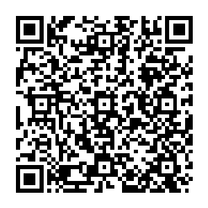 总会有一些想要出名的人不知道从什么途径找到了他的电话然后给他发表演的小段子二维码生成