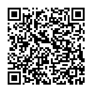 想來　任何一个将耳光打在以前的另一半脸上的人　其实都会痛在自己的心里二维码生成