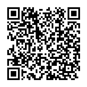 想到后面一种可能时他更是起了警戒――会不会是燕浩想通过给他下二维码生成