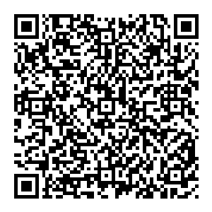 我也不知道超凡他怎么会这样 他打了我 打的我好疼 我就跑 跑來了这里 晓夕 我真的好害怕 你晚上在这里陪我好么 二维码生成