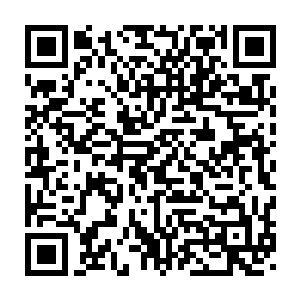 我们在海纳百川体育馆里一共安置了一百二十六枚最新式的定时炸弹二维码生成