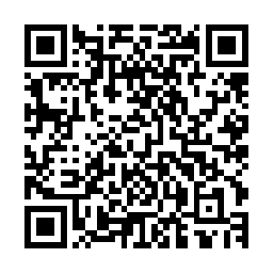 我们稍微绕开这个关卡往北靠近镇子另一边跟缅甸隔河的地方二维码生成