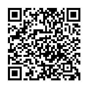 我倒是真想要看看美丽的慕容小姐到底会如何的对我不客气了二维码生成