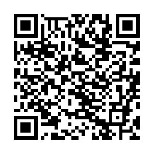 我觉得我们可以试试这扇门……也许里面有什么也说不定二维码生成