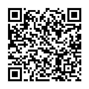 我还曾经跟着知名的安锦华医生实习过一段时间的二维码生成