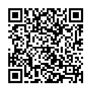 或者你看到他们只是觉得他们的穿的衣服不小心弄破了二维码生成