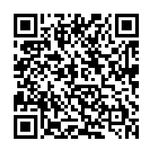 或许你们中会有人认为好莱坞拍摄商业片的人有无数二维码生成