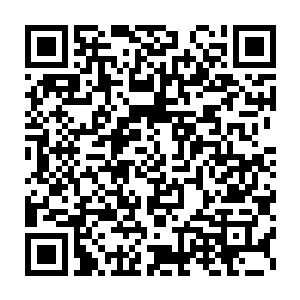 或许我们觉得她为什么非要在对付最厉害的敌人时使用这把刀子呢二维码生成