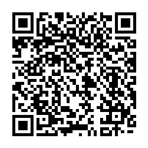 战神岗哨唯一的变化就是从堡垒中散发出来的金红色光辉有了一丝细微的改变二维码生成