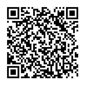 房间内的家具和各种生活用品似乎是在带张铁来前一天唐德才找人换的二维码生成