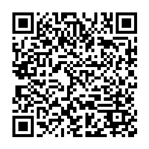 所以他根本耗不起……要不是方才施放组合技让他产生了一种虚脱之感二维码生成