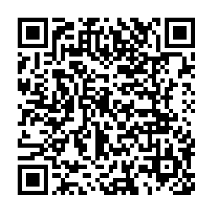 所以飞行车第一次试运行在华夏京城自然也就成了顺理成章的事情二维码生成