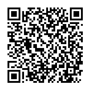 打开微信―联系人―右上角添加朋友―公众号―输入妖夜或者yaoye588二维码生成