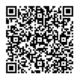 掌命那平凡到没入人群几乎会消失无踪的面庞上却忽然浮现出一丝凝重和忌惮之色二维码生成
