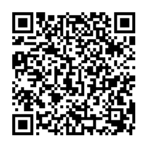 接着便看到原本站在赵长枪左侧的保镖已经捂着咽喉痛苦的倒在地上二维码生成