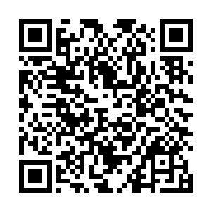操作面板上可以看到经典的模拟美式键盘字母数字组合二维码生成