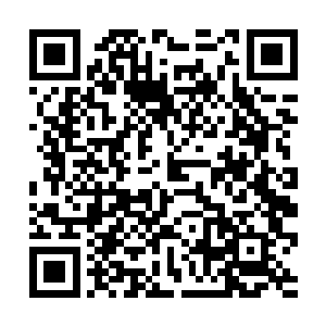 敢和他们抢位置的立刻一顶大帽子扣下来将人给抓走二维码生成