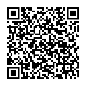 整个占领区的魔族和三眼会的骑士都开始以两个一组两个一组的暂时组合在一起二维码生成