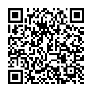 无言地诉说着一个男人极致的愤怒和灭顶的哀伤……二维码生成