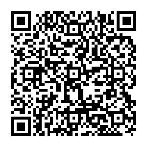 无论星舰还是神威狱控制中心内的侦测法宝统统发出尖叫――距离近地轨道不远处二维码生成