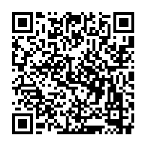 昨天史密斯张大导演在拍摄指环王第一部的间隙之中接受本报的采访二维码生成