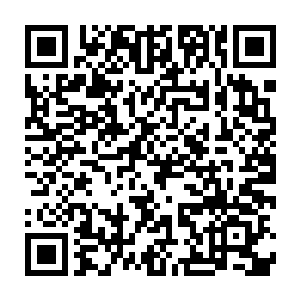 最终上阵的章凡是才工作了五年的小新人在央视这样的大单位里面二维码生成