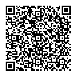 有的索性匍匐在地向新登上一号看守所二一八号房皇位的老大表示忠诚――监狱是最容易丧失自尊的地方二维码生成