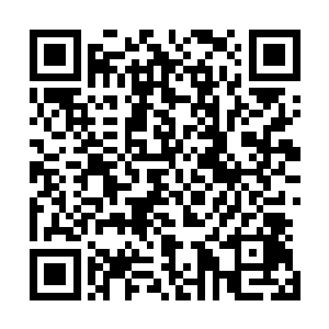 有的龌龊的犯人甚至会在夜里小解的时候故意尿在你的脸上二维码生成