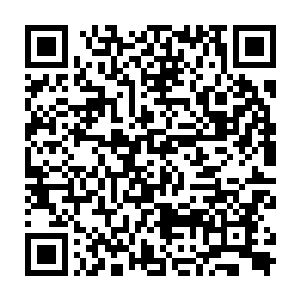有那么多意料之外的高手会跳出来给他们擦屁股的――落井下石的倒是绝不会少二维码生成